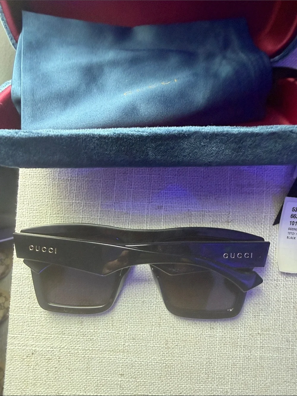 Gucci Black Sunglasses with Velvet-Lined Case 663749 J0740